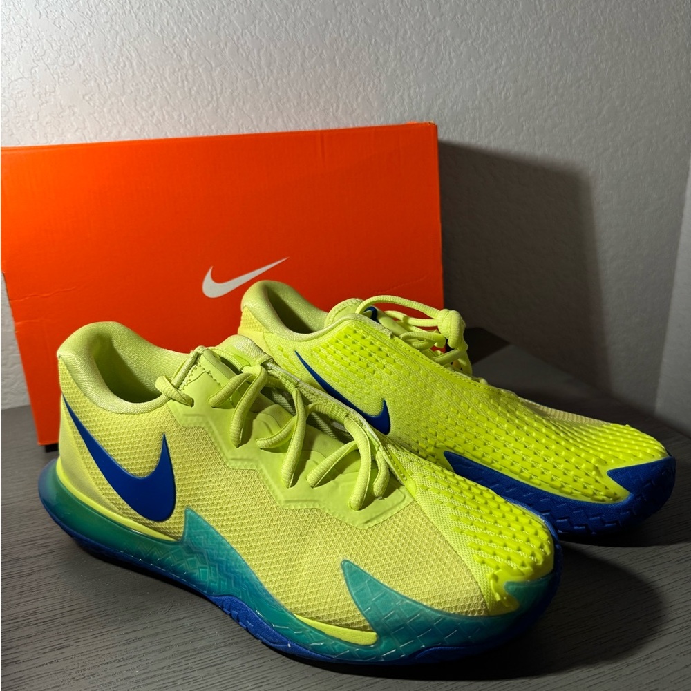 Nike Men’s Zoom Vapor Cage 4 Rafa Neon Yellow and Blue Sneakers